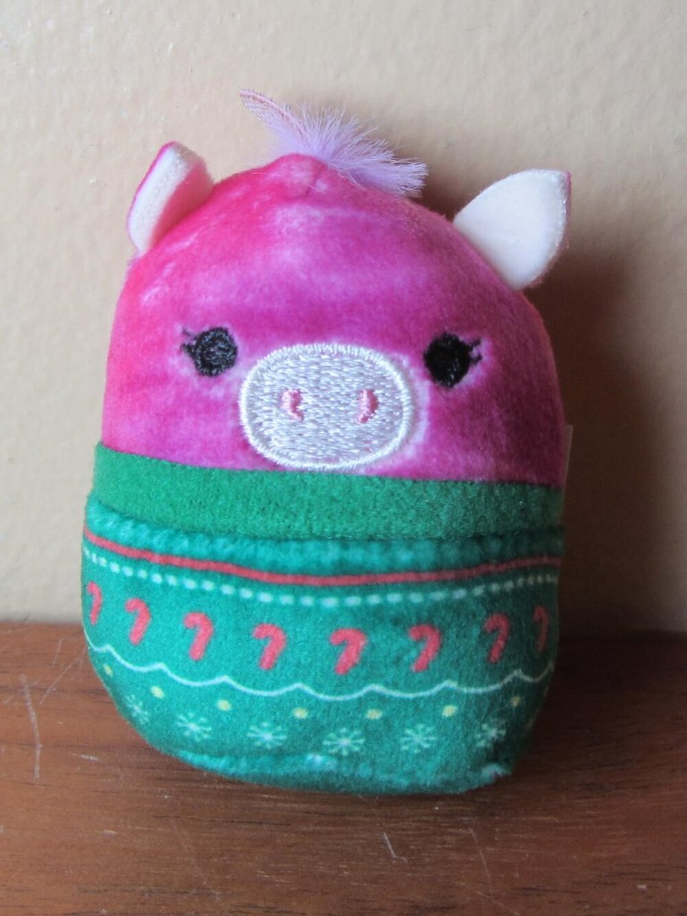 plush squishmallows squishville 2.5" holiday lola pink unicorn 2023 (W6870)